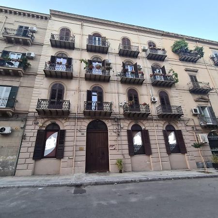 Residenza Amari Suites Palermo Exterior foto